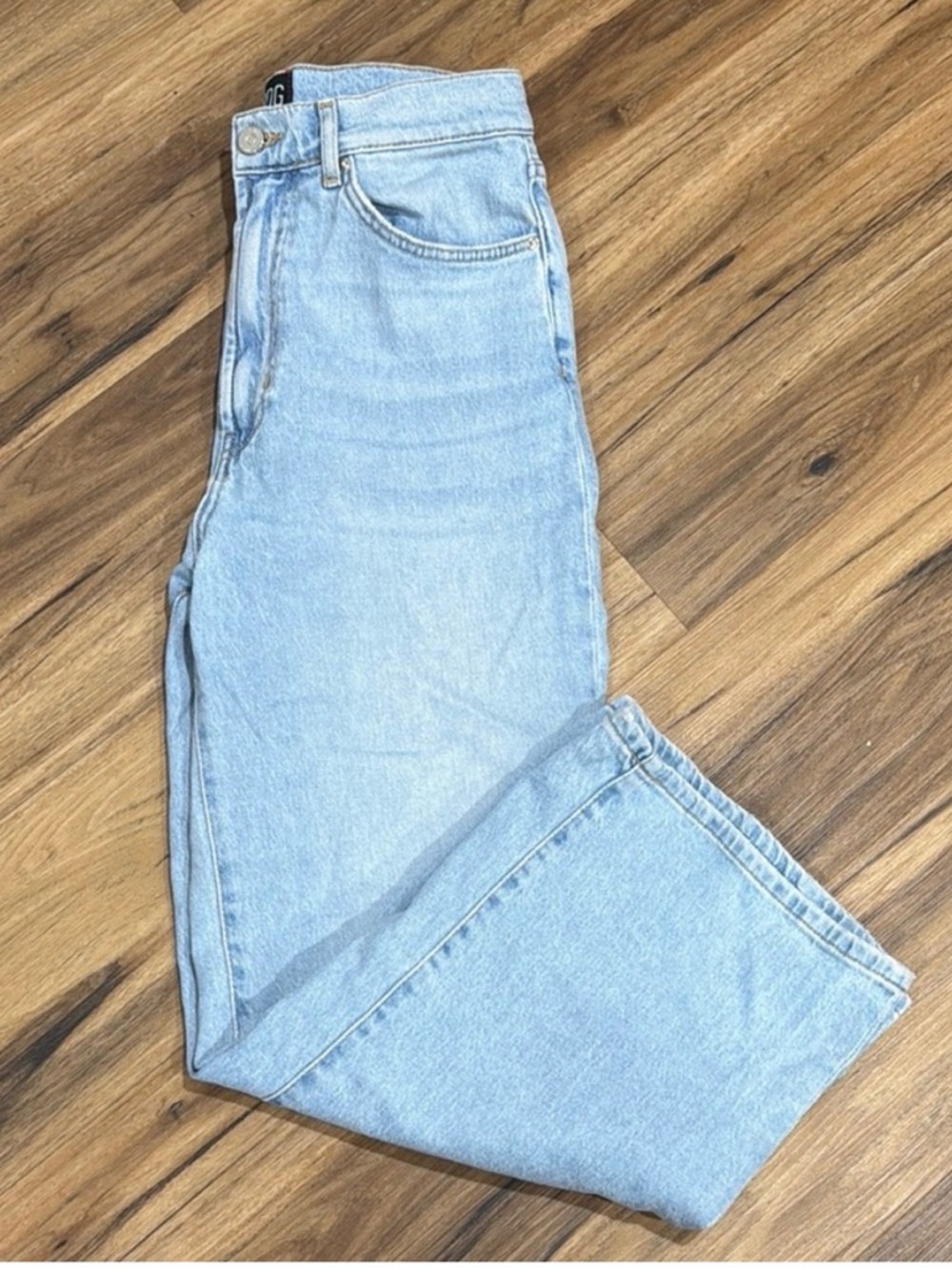 BDG Urban Outfitters Light Wash High & Wide Denim Crop Jeans - Picture 3 of 5